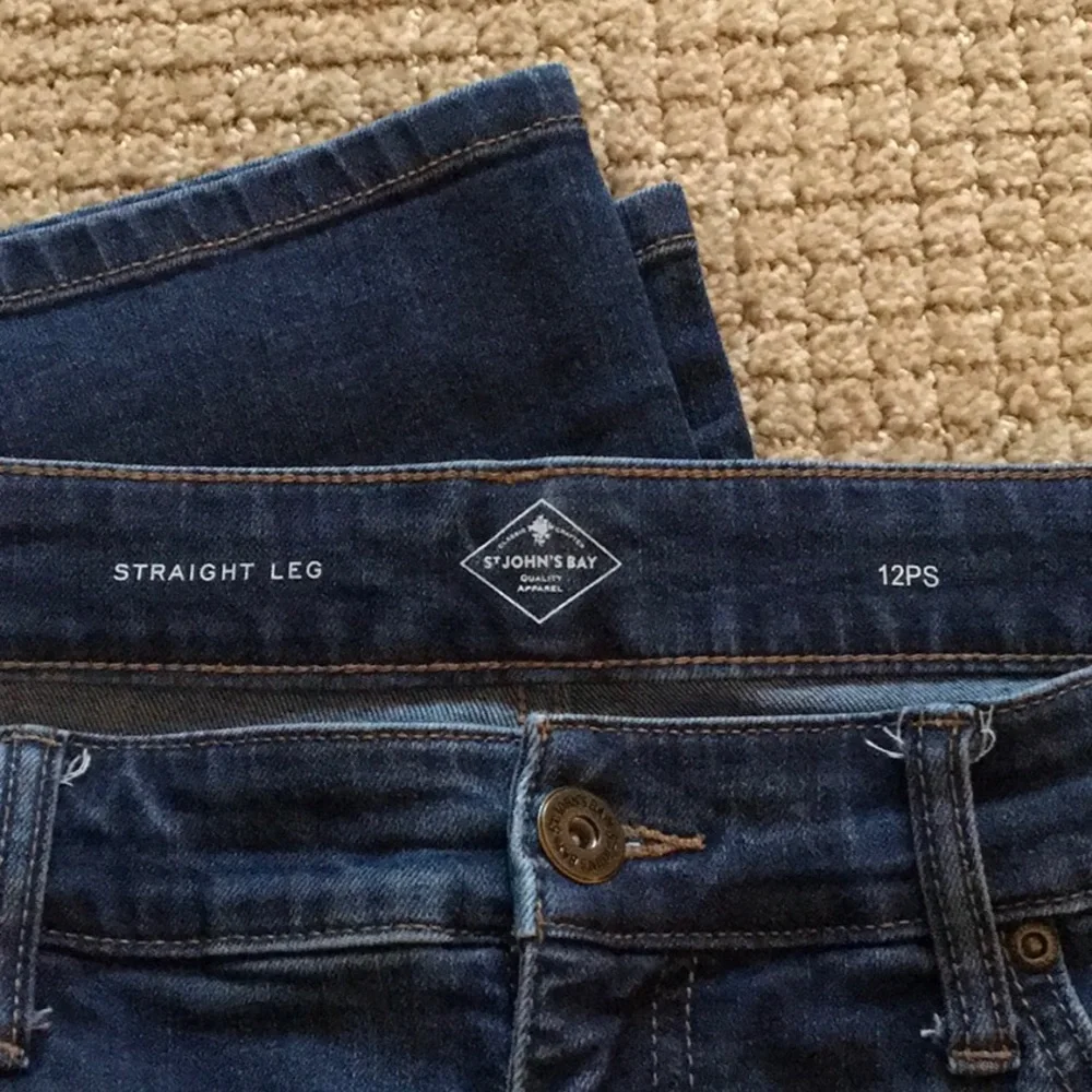 Jeans - Picture 3 of 3